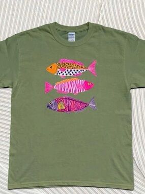 Fish Color Graphic Gildan For Women Heavy Cotton Gift
